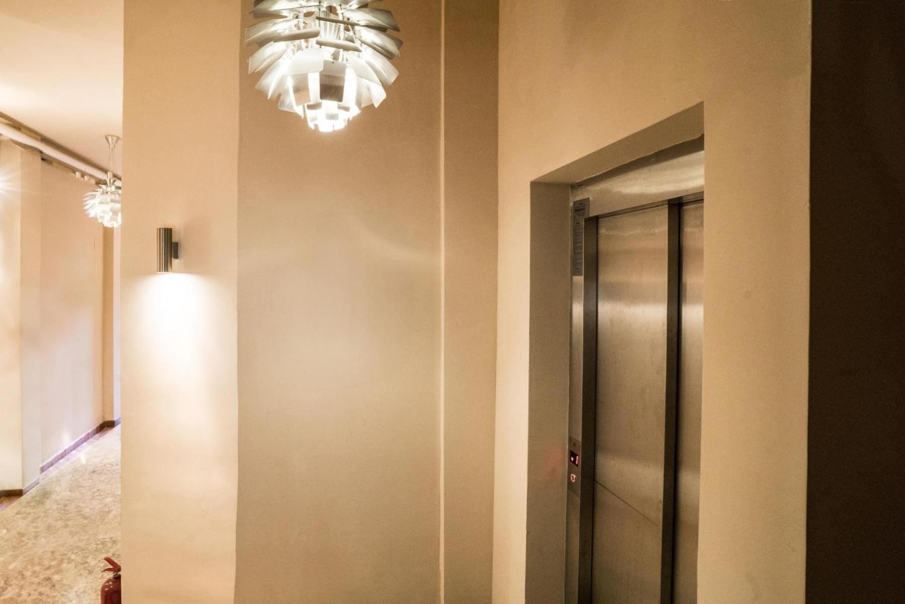 Athenaeum Spacious& Cozy 1Br Prime Location W Balcony Bukarest Exterior foto
