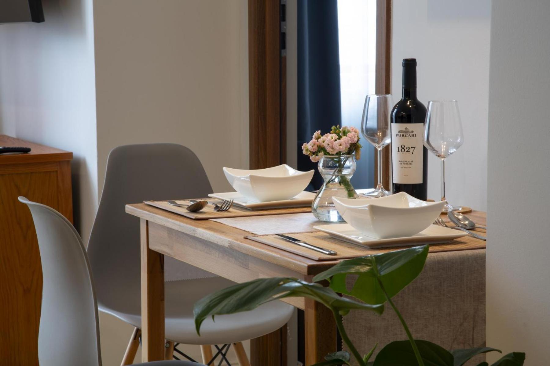 Athenaeum Spacious& Cozy 1Br Prime Location W Balcony Bukarest Exterior foto